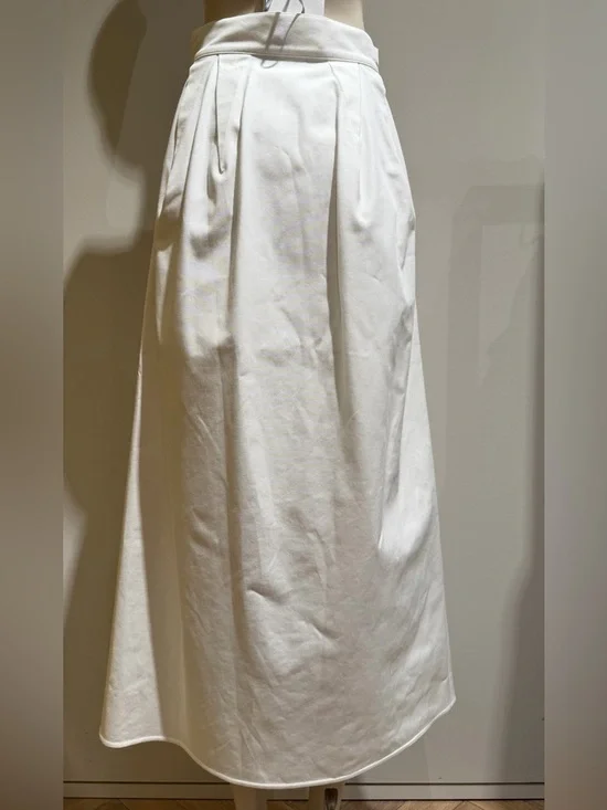 MaxMara White Button-Front High-Waist Maxi Skirt - Picture 9 of 11